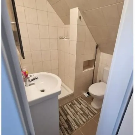 Monteur- Und Messezimmer Jelinski Arpke ليرته